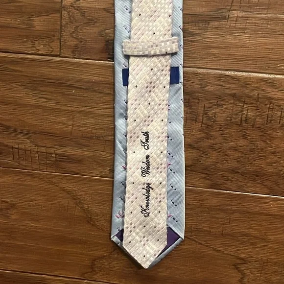 Robert Graham Light Blue Silk Tie with Pink/Purple Floral and Geometric Designs - Picture 6 of 7